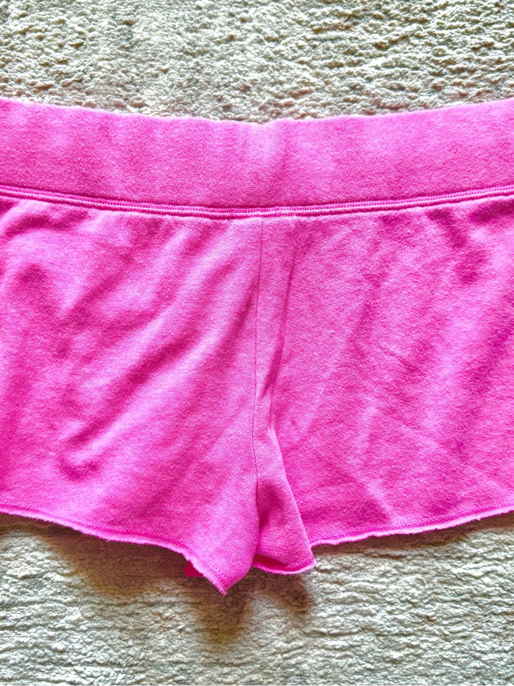 PINK Victoria's Secret 'Love Pink' Lounge Shorts - Picture 3 of 6